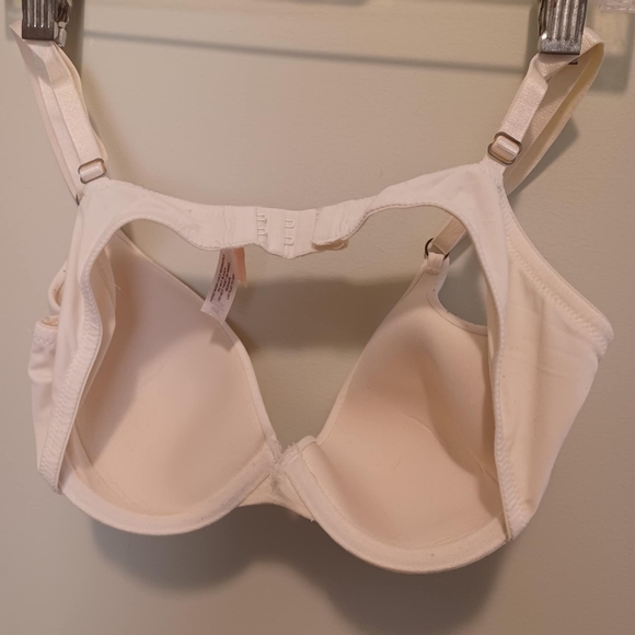 Victoria Secrets 34B Underwire Padded Push-Up Bra Beige Everyday‎ Wear Comfort - Picture 2 of 5